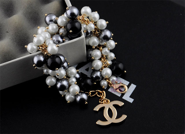 Bracciale Chanel Modello 687